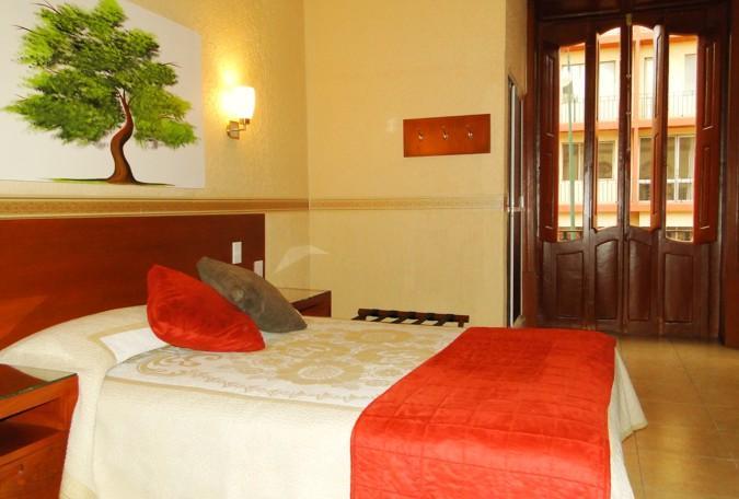 Hotel Posada Regis กัวดาลาฮารา ภายนอก รูปภาพ